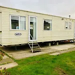 Caravanbychloe - Skegness Parkdean Southview