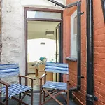 11 Marine Terrace
