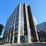 Enterprise House *With Parking*