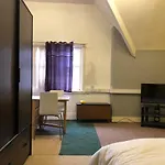Anfield Rd Guest House