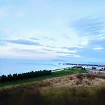 Western Harbour View Apartment