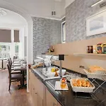 Invicta Hotel