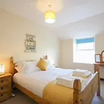 Sunny Corner Cottage