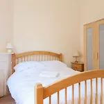 1 Bedroom Flat On St Stephen Street