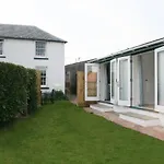 Newly Converted Self Contained Annex With Garden