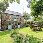 James' Cottage