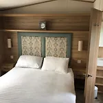 6 Berth Caravan To Rent Felixstowe