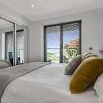 7 Waterstone House - Luxury Apartment Overlooking South Beach, Tenby