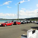 Stunning Seafront Cottage On Rhos Promenade