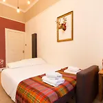 Parkside, Holyrood Park Apartment