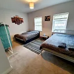 Beautiful 3 Bedroom House At The Sea Front - Amazing Location