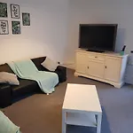 Kings Lodge Apartment 1