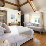 Mesmear Luxury Cottages