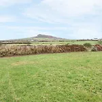 Gwryd Bach Farmhouse