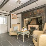 Boundys House