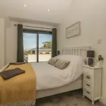 Harbour View Retreat