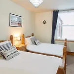 Kittywake Apartment