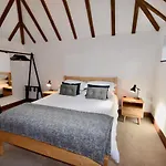 Little Upton Farm Cottages