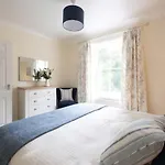 Host & Stay - No 9 By The Park