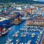 Meridian Quay Apartments, By Jsw Short Stay