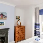 49 Ulwell Road