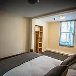 Caernarfon Hotel-Apartments