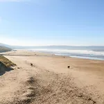 Beach Lodge