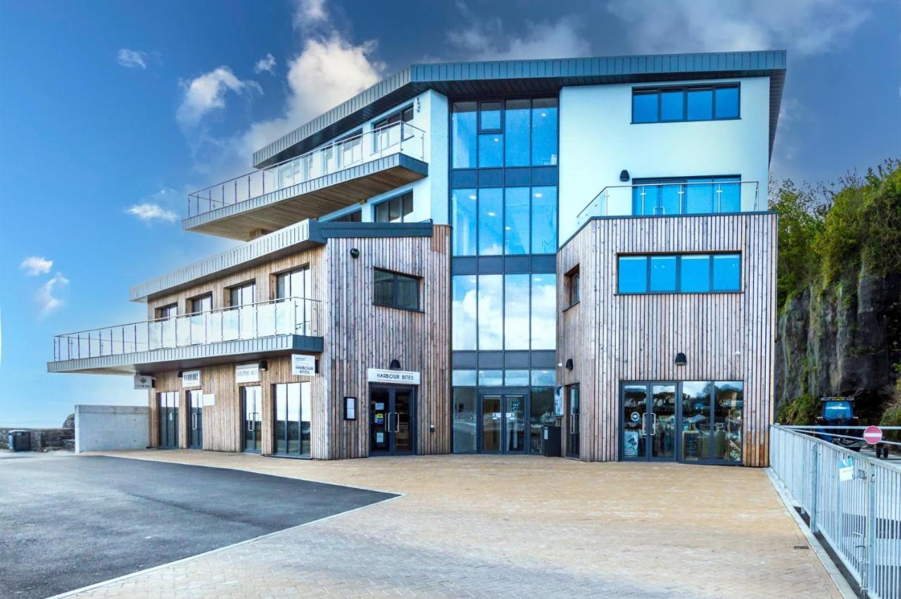 No 1 Ocean - Harbour - Hotel