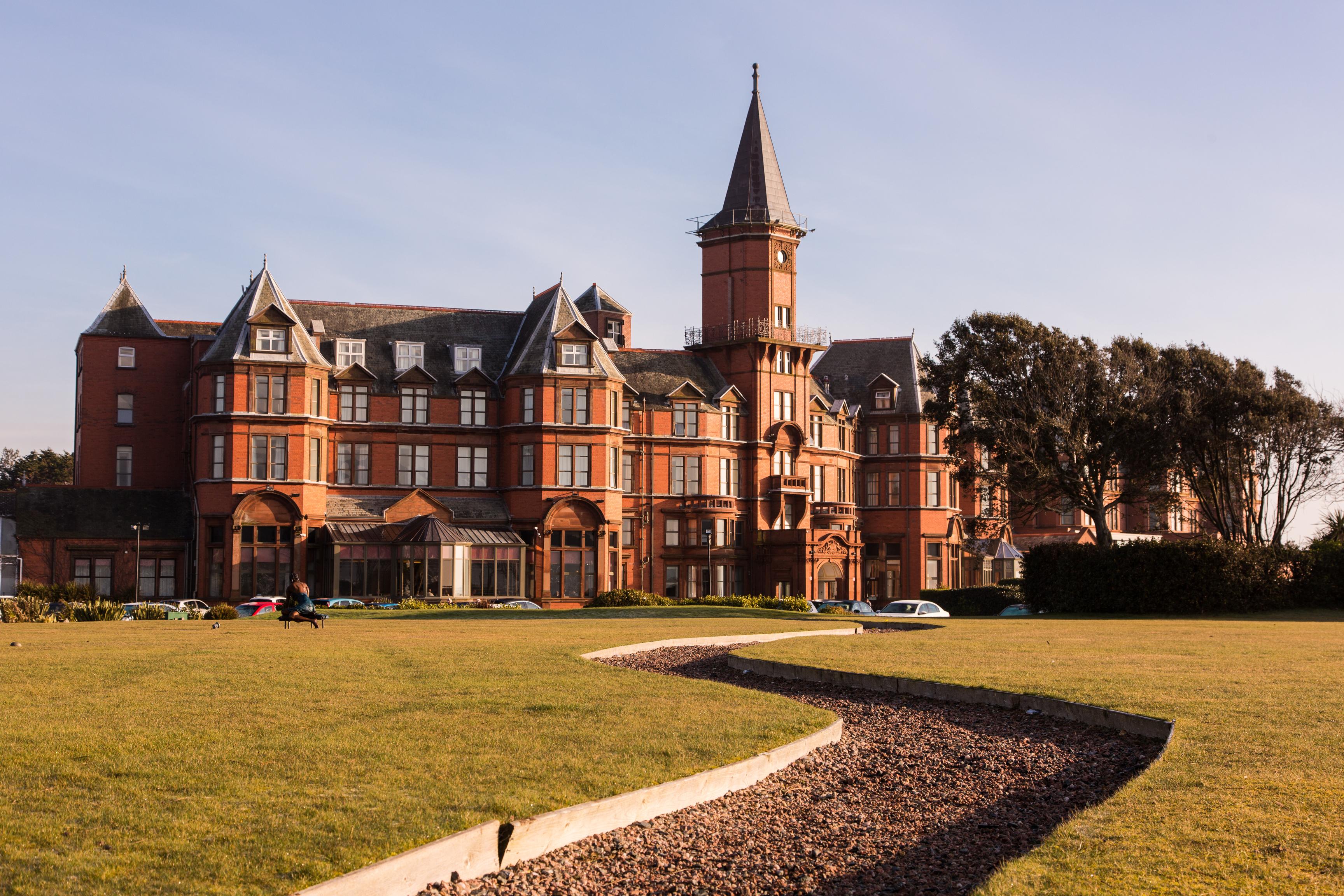 Slieve Donard 5*