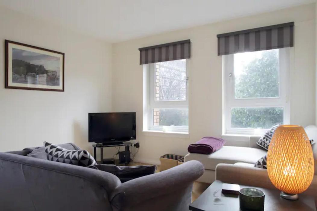 Pass The Keys Cosy And Bright 2 Beds Flat With - Free Parking Appartamento *