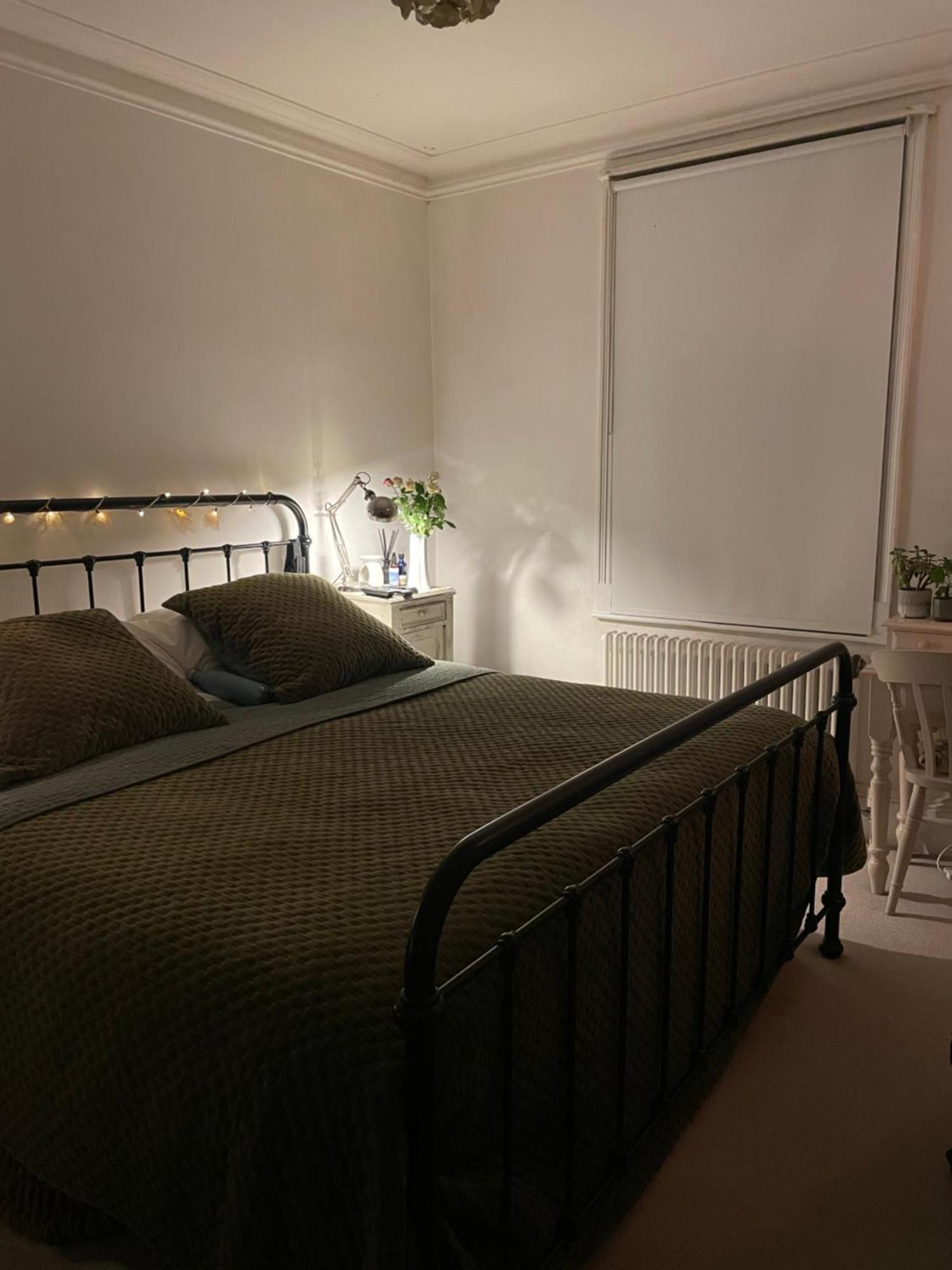 3 Bed Sleeps 6 Free Parking * 브라이턴