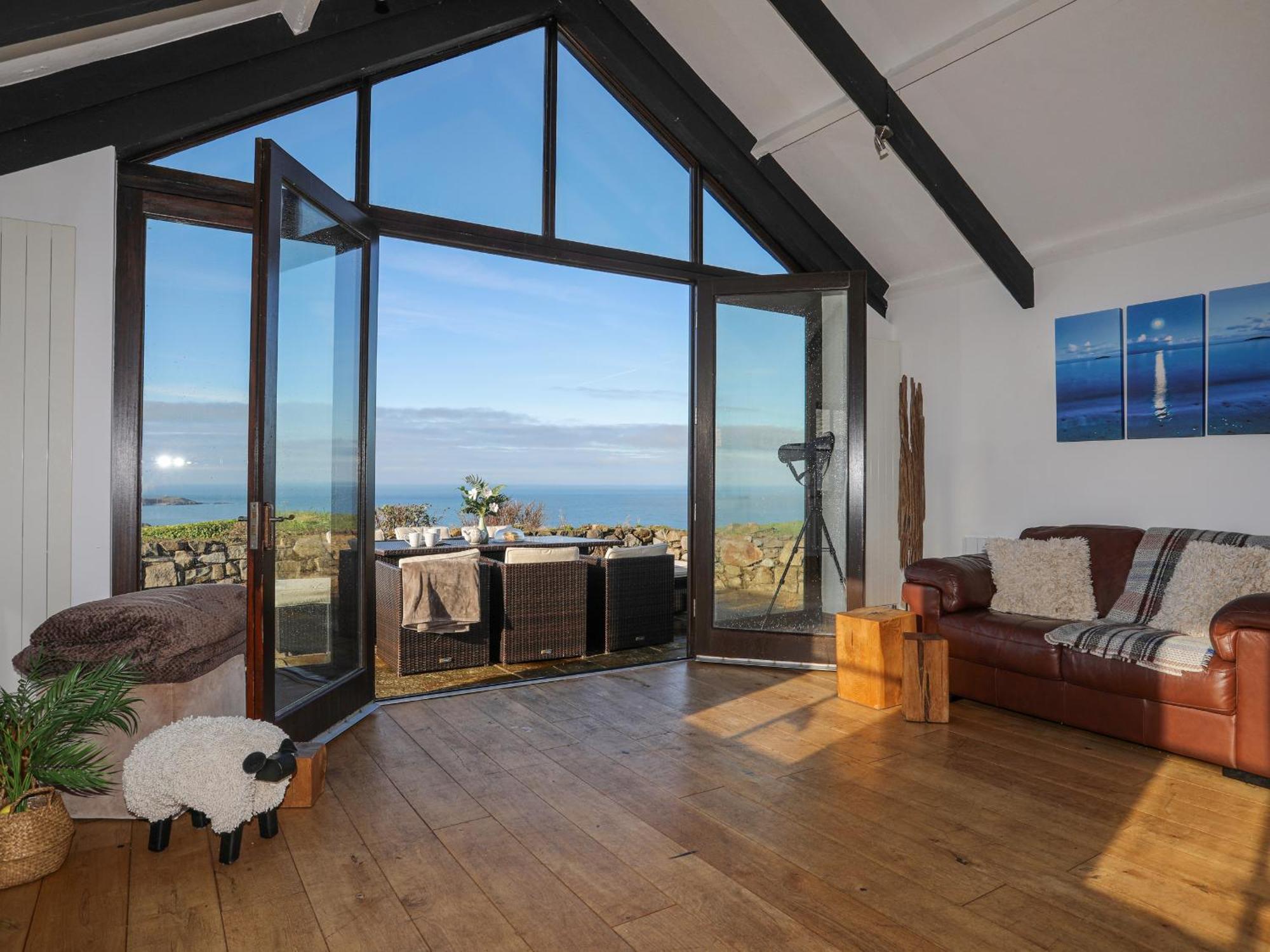 Holiday home Tai Ffolt