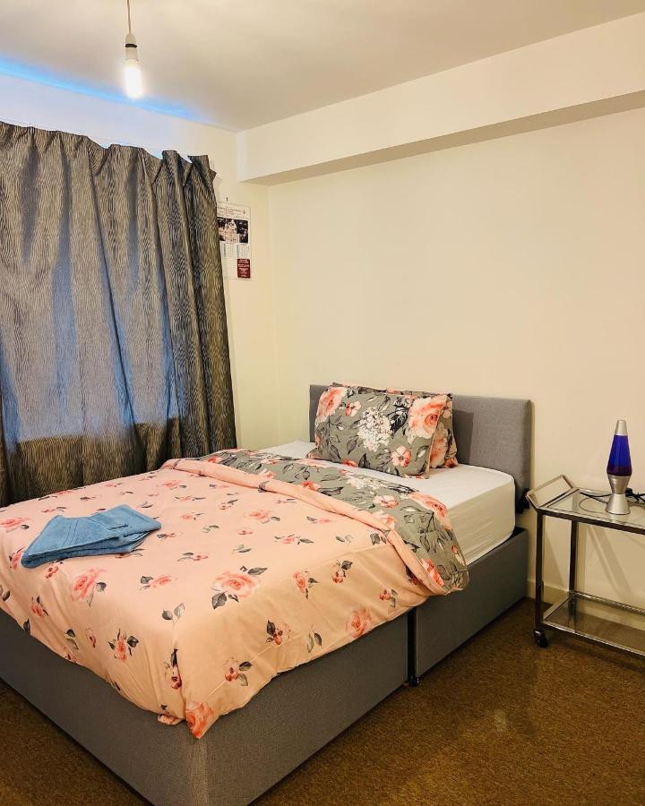 Modern 2bed 2bath Ground Floor Apartament *