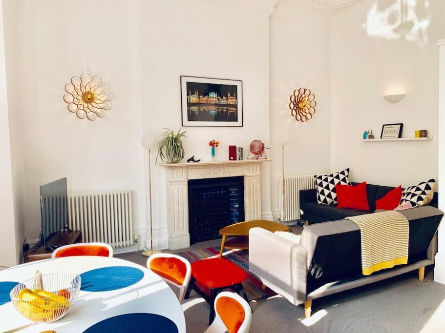 Beautiful Flat Perfect For A Seaside Break! Brighton