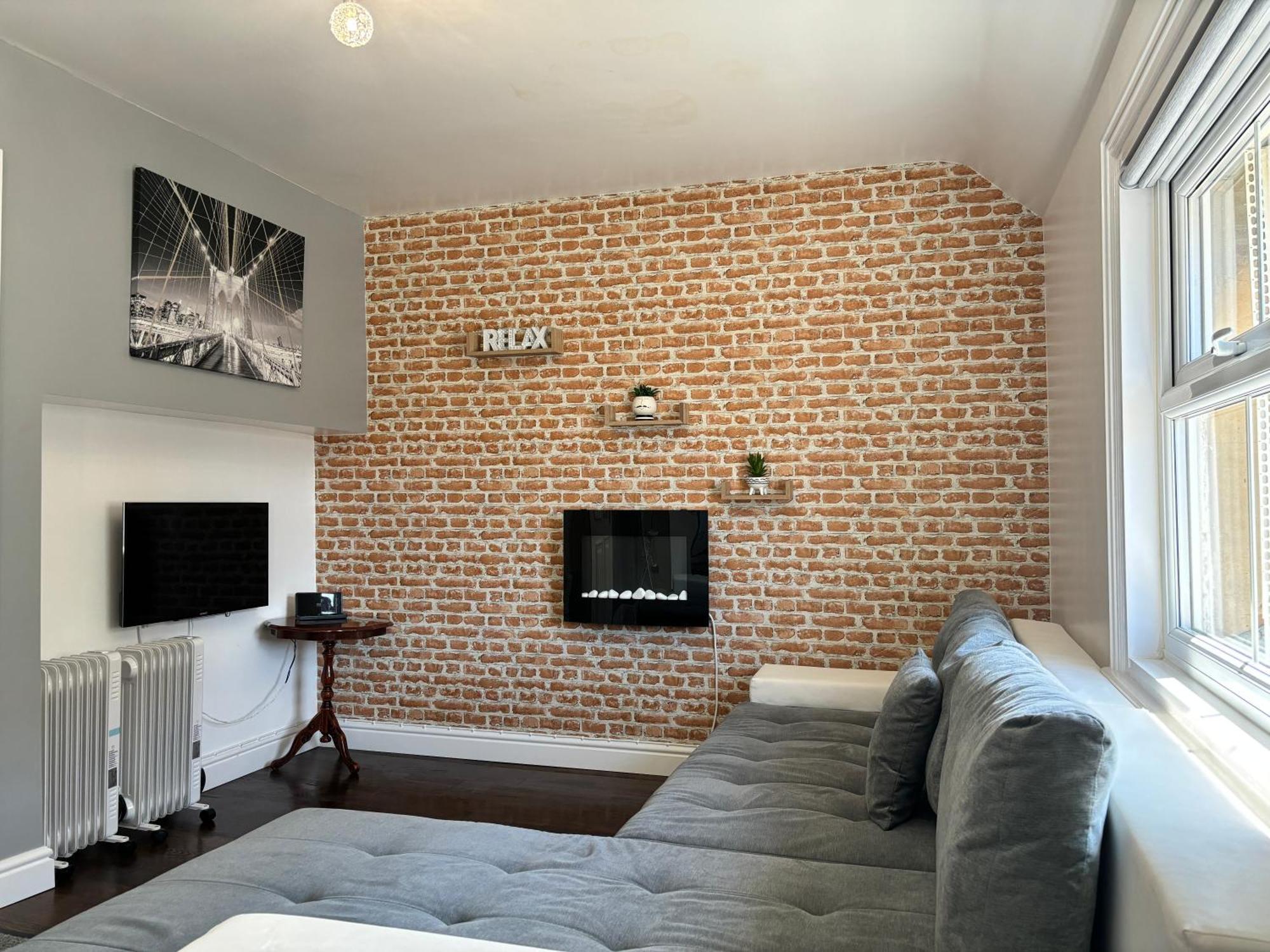 Royal Manor Park Апартаменты