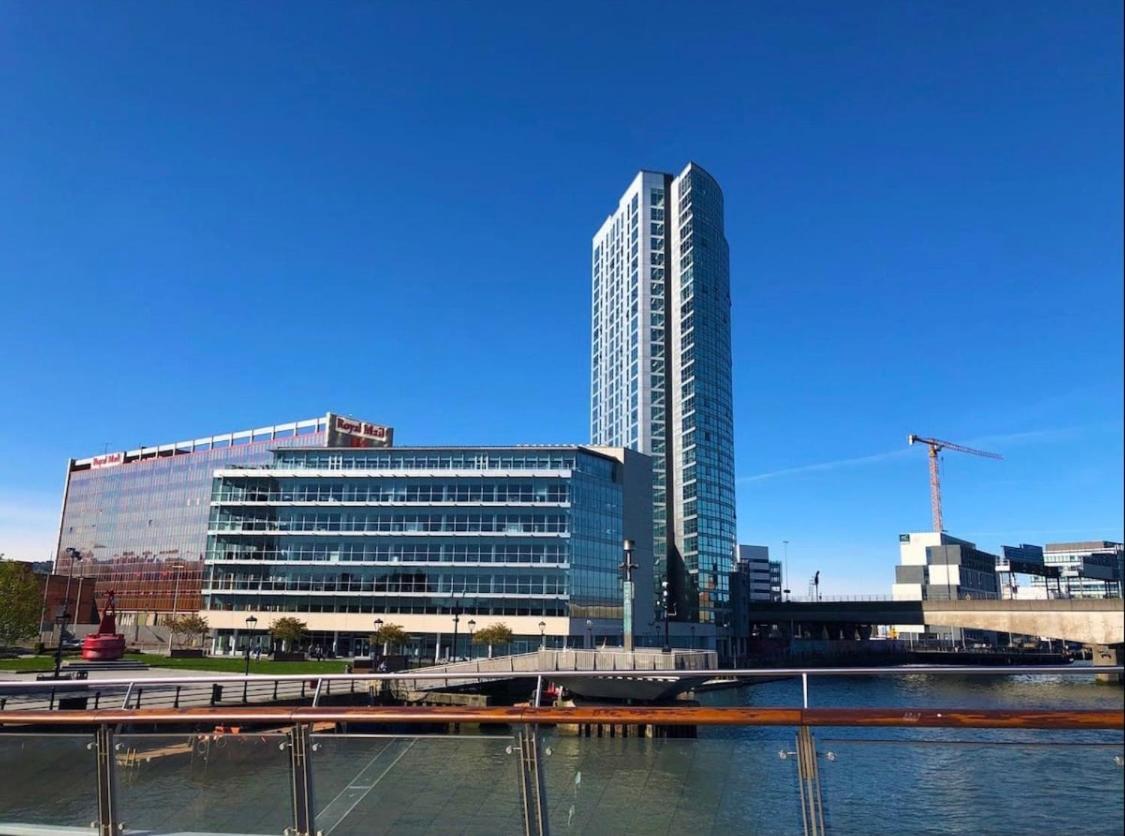 Floor-ceiling Windows, Harbour/sea Views, Sleeps 5 * Belfast