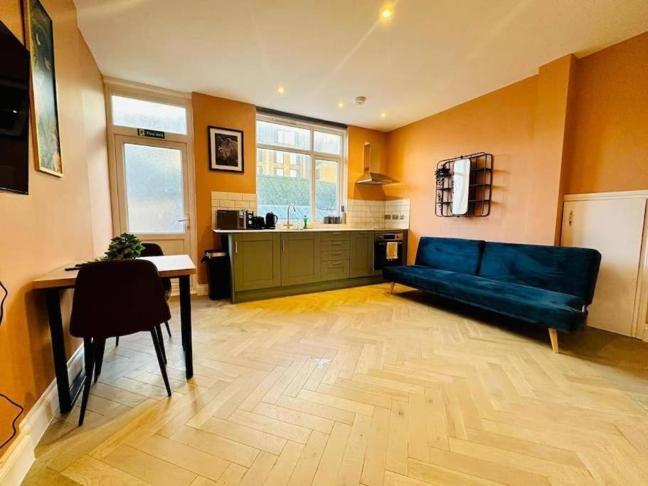 Appartement Flash Sale Special Offer Train Station 1 Bedroom Flat Bn137che05